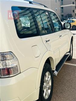 ميتسوبيشي باجيرو